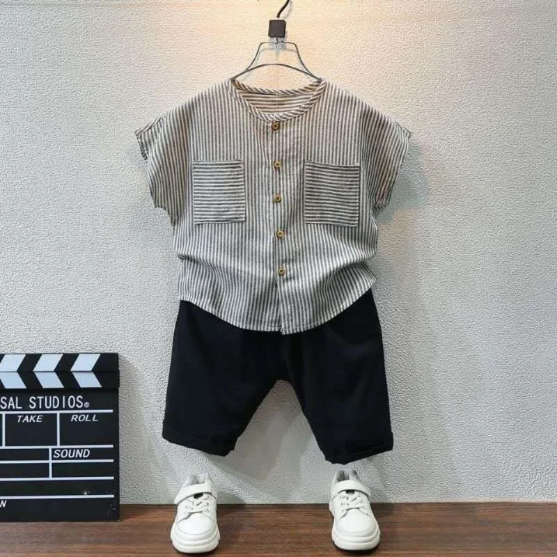 2023 Korean Handsome Baby Short Sleeve Summer Boys Set Children's Clothing 2-9 Year Old Cotton/ Linen Toddler Kids Two Piece Set
2023 Korean Handsome Baby Short Sleeve Summer Boys Set Children's Clothing 2-9 Year Old Cotton/ Linen Toddler Kids Two Piece Set