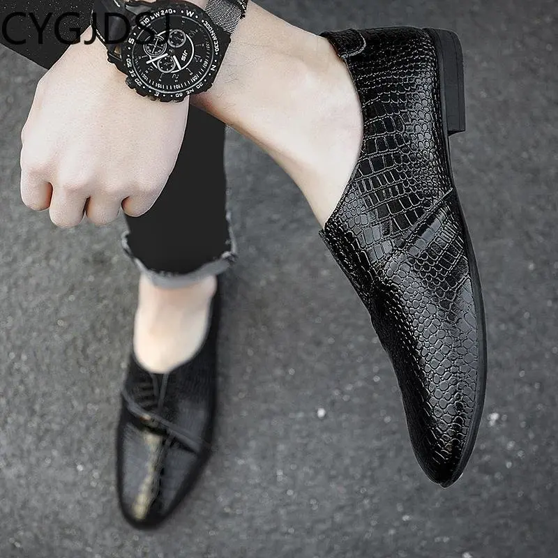 Business Suit Italiano Loafers Men Slip on Shoes Men Dress Shoes Oxford Shoes for Men Office 2024 Casuales Zapatos Hombre Vestir
Business Suit Italiano Loafers Men Slip on Shoes Men Dress Shoes Oxford Shoes for Men Office 2024 Casuales Zapatos Hombre Vestir
