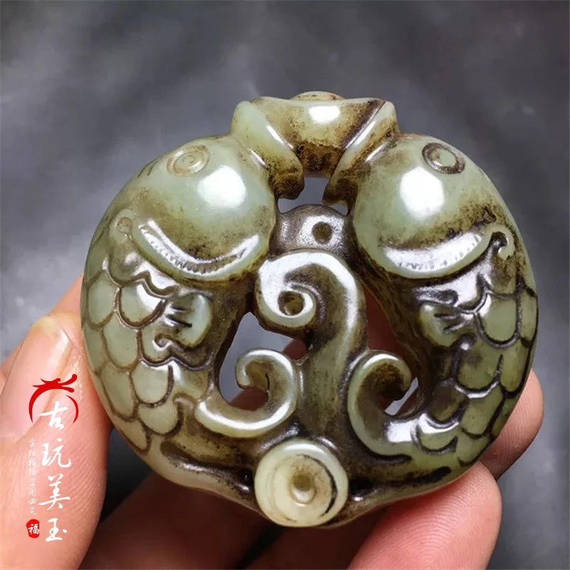 

Collecting High Jade Artifacts, Dong Yubi Making Old Natural stone carving Handholds, Neck Ornaments, Pendant, Pisces