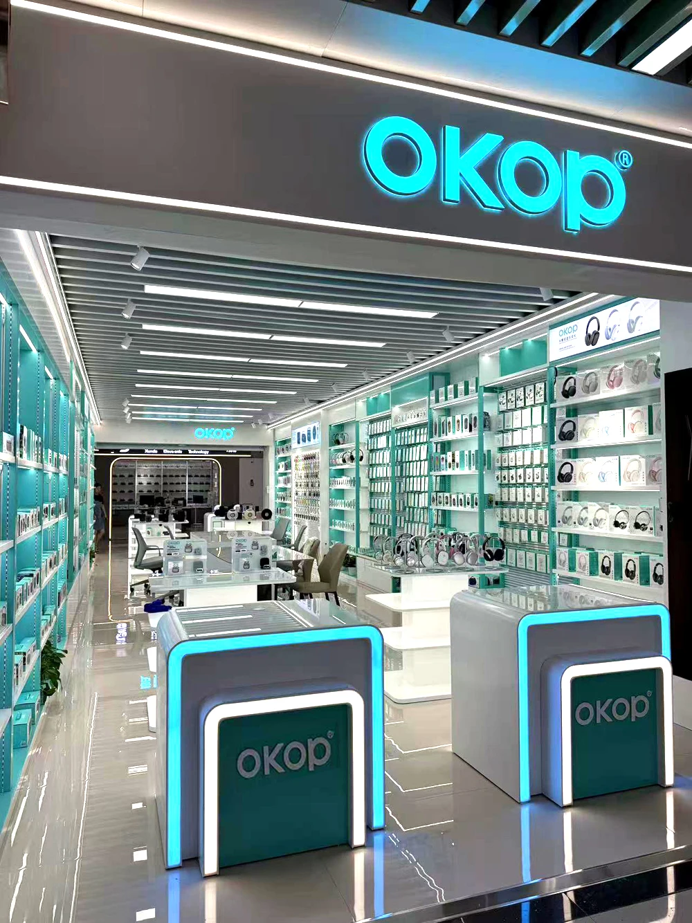 OKOPwirelessAltavoz Bluetooth portátilAltavoz Bluetooth para acampar Altavoz para caminar Reproductor de música estéreo inalámbrico TF USB Altavoces LED OKOPwirelessAltavoz Bluetooth portátilAltavoz Bluetooth para acampar Altavoz para caminar Reproductor de música estéreo inalámbrico TF USB Altavoces LED