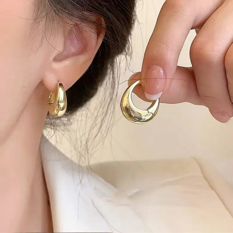 NEW Stainless Steel Smooth Metal Chunky Hoop Earrings for Women Girls Fashion Round Circle Hoops Statement Earrings Punk Jewelry
NEW Stainless Steel Smooth Metal Chunky Hoop Earrings for Women Girls Fashion Round Circle Hoops Statement Earrings Punk Jewelry