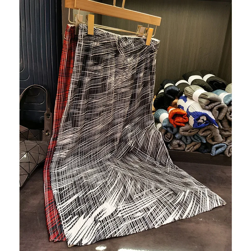 Miyake Original Design Artistic Sense of Line Printing Back Split Pleated Bustier Skirt Women New Fashion Versatile A-line Skirt
Miyake Original Design Artistic Sense of Line Printing Back Split Pleated Bustier Skirt Women New Fashion Versatile A-line Skirt