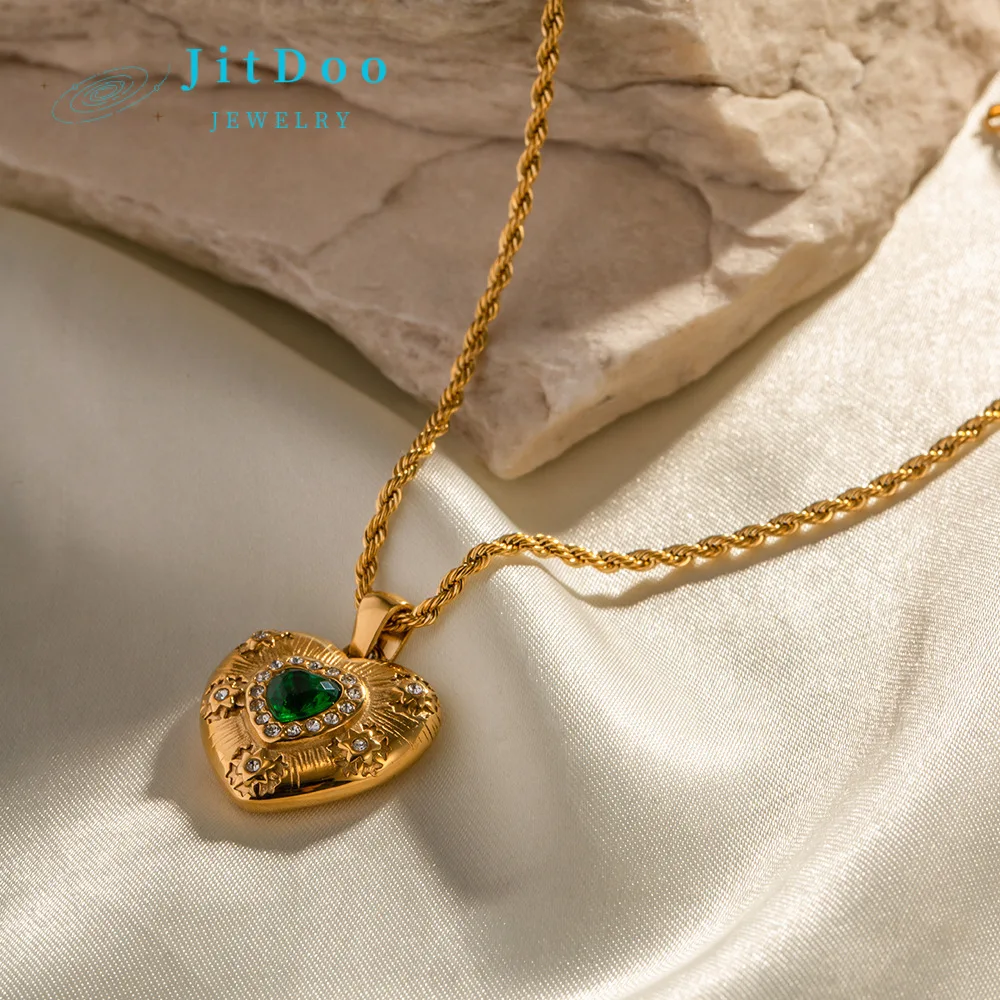 JitDoo Emerald Zircon Heart Shape 18k Gold Plated Pendant Necklace for Women Vintage Chic Jewelry Gift Wedding Party Statement
JitDoo Emerald Zircon Heart Shape 18k Gold Plated Pendant Necklace for Women Vintage Chic Jewelry Gift Wedding Party Statement