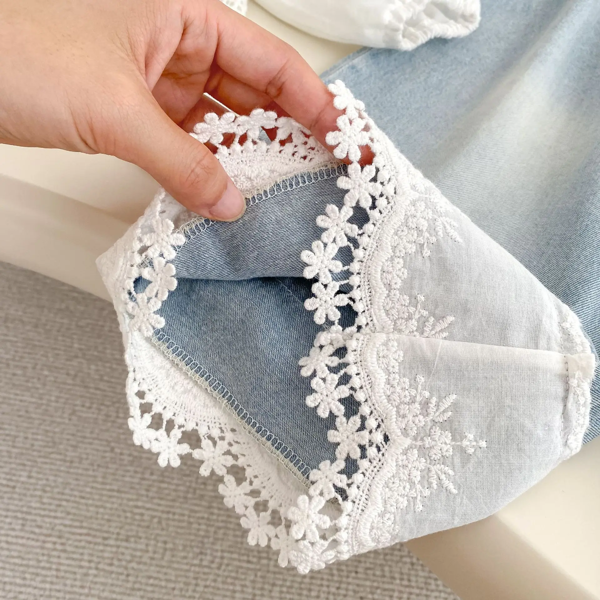2025 Autumn New Girls Long Sleeve Lace Embroidery Shirts Solid Baby Girl Lapel Blouse Cotton Kids Tops Children Clothes 15 Sf601caaf7145486fb942ac491d7034f3m