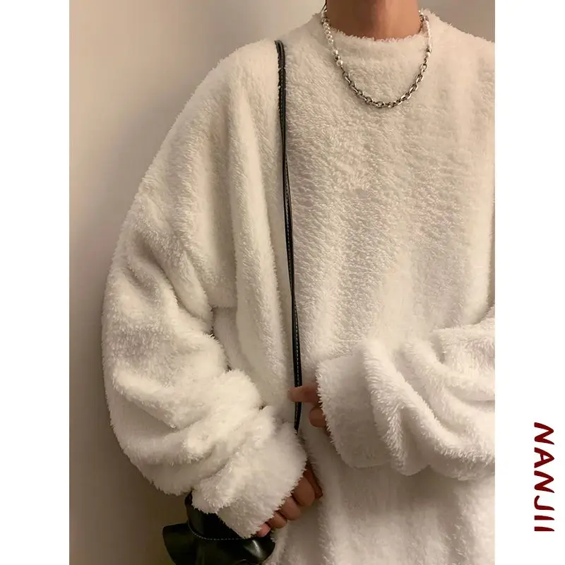 Men's lambswool sweatshirt men's autumn and winter style velvet thickened pullover, round neck inner wear, men's hoodless jacket
Men's lambswool sweatshirt men's autumn and winter style velvet thickened pullover, round neck inner wear, men's hoodless jacket
