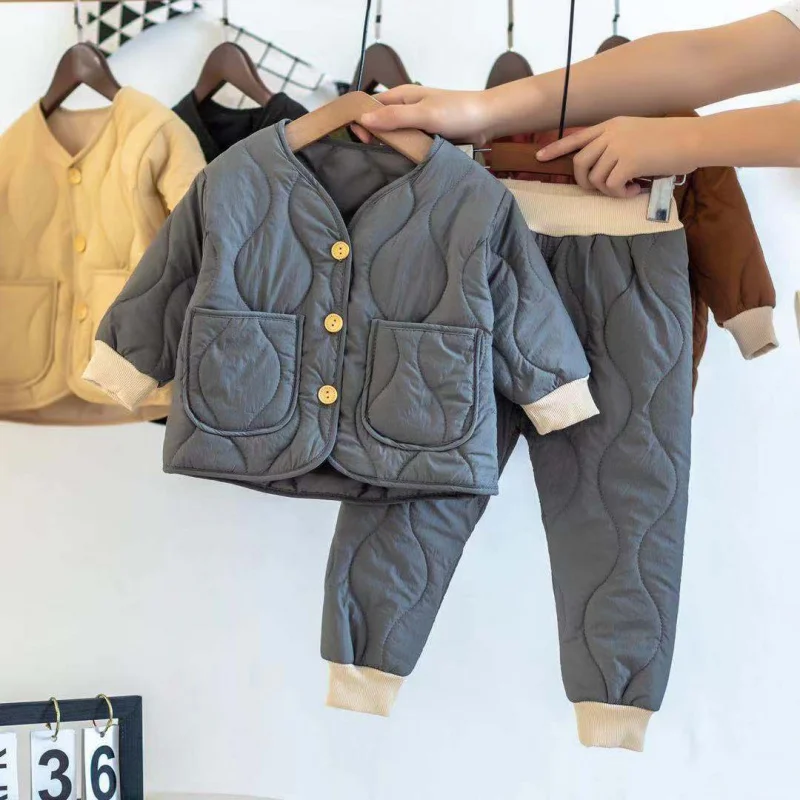 Vintage Winter Girl Boy Sets Coat Jackets Pants Casual Hooded Warm Cotton Thicken Clothing Kids Home School Suits High Quality 
Vintage Winter Girl Boy Sets Coat Jackets Pants Casual Hooded Warm Cotton Thicken Clothing Kids Home School Suits High Quality