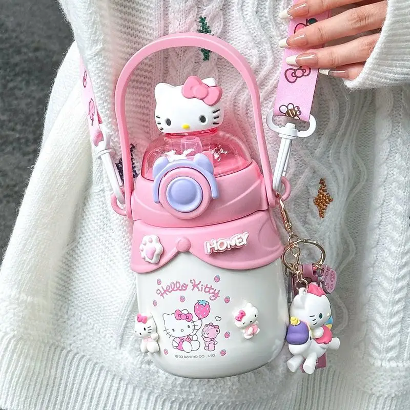 Sanrio Cute Hello Kitty 600ml Thermos Cup Kawaii Anime Cinnamoroll Stainless Steel Portable Water Bottle Girl Birthday Gift
Sanrio Cute Hello Kitty 600ml Thermos Cup Kawaii Anime Cinnamoroll Stainless Steel Portable Water Bottle Girl Birthday Gift