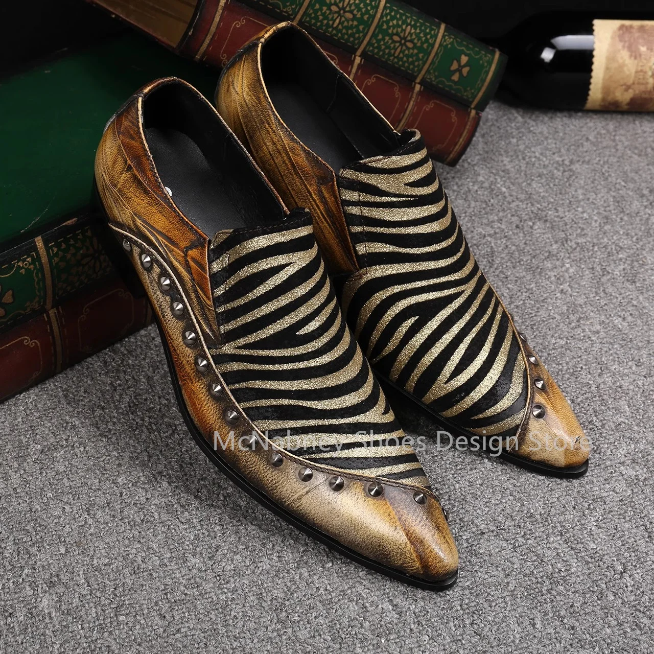 

Men's Zebra Print Mixed Color Leisure Leather Shoes Retro Rivet Decor Pointed Toe Shallow Loafers Male Party Dress Oxfords