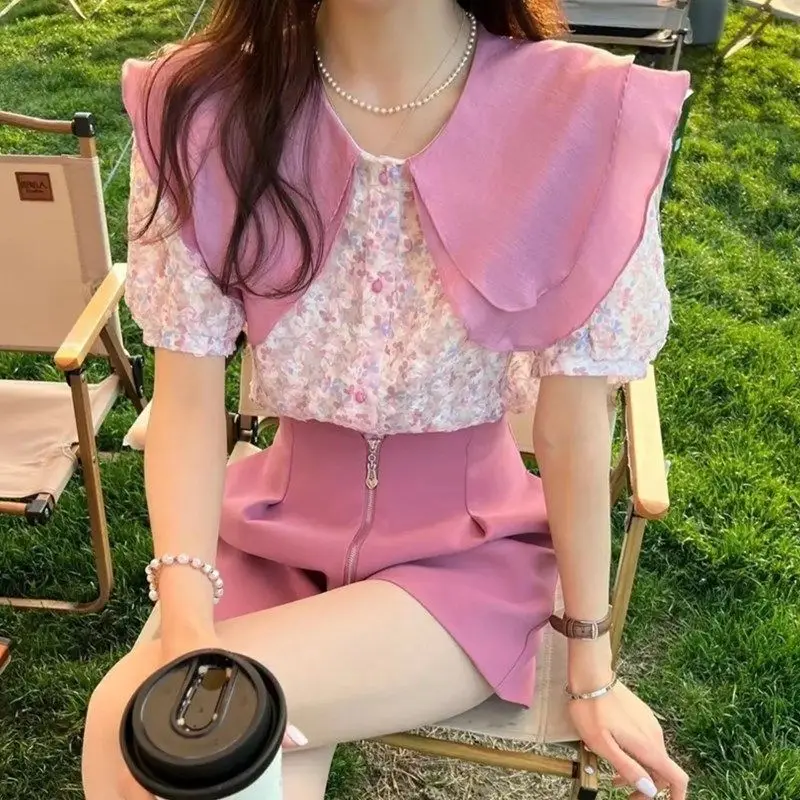 French Gentle Blouse White Pink Lotus Collar Top Korean Sweet Versatile Super Fairy Flower Short Sleeve Shirt Blouse Women
French Gentle Blouse White Pink Lotus Collar Top Korean Sweet Versatile Super Fairy Flower Short Sleeve Shirt Blouse Women