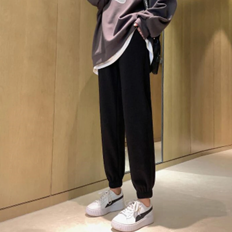 High Waist Pregnant Women's Belly Trousers for Autumn with Pockets Loose Casual Maternity Belly Pants Sport Sweatpants Wholesale
High Waist Pregnant Women's Belly Trousers for Autumn with Pockets Loose Casual Maternity Belly Pants Sport Sweatpants Wholesale