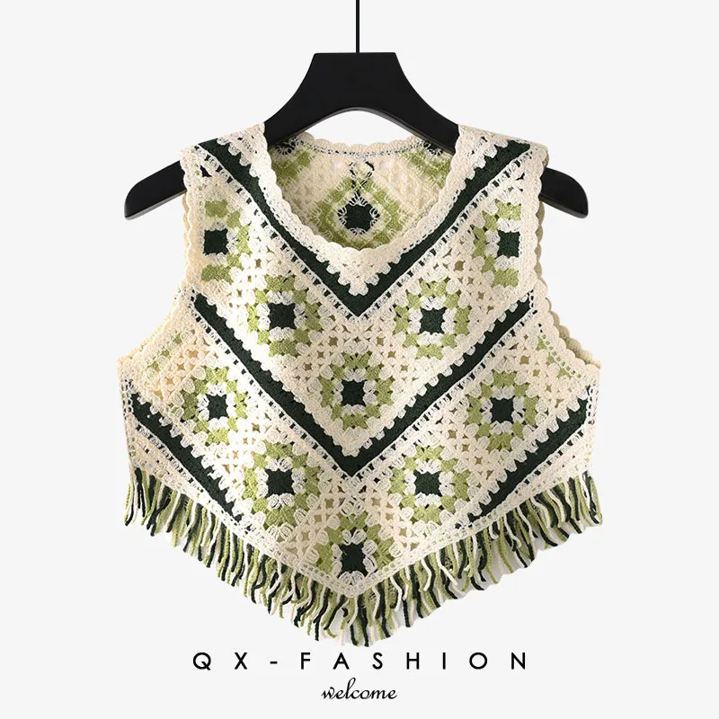 Niche designer retro fun wear a sweet cool style vacation wind spell color hollow knit tassel asymmetrical heatwave small vest
Niche designer retro fun wear a sweet cool style vacation wind spell color hollow knit tassel asymmetrical heatwave small vest