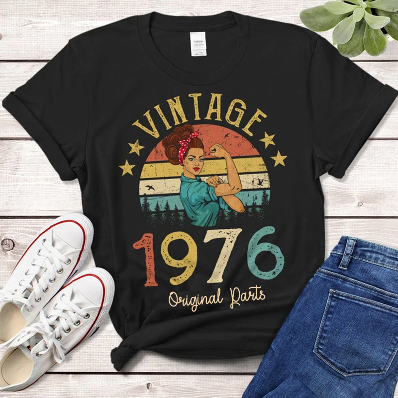 Vintage 1976 Original Parts T-Shirt Rosie Women 46 Year Old 46th Birthday Gift Idea Girls Mom Wife Daughter Retro Clothing
Vintage 1976 Original Parts T-Shirt Rosie Women 46 Year Old 46th Birthday Gift Idea Girls Mom Wife Daughter Retro Clothing