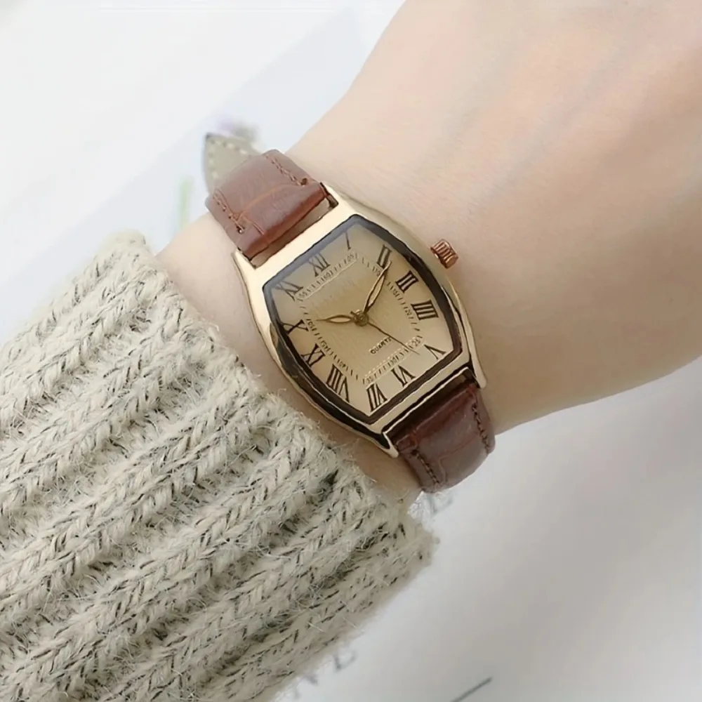 

Pointer Quartz Watch Minimalist Roman Numeral Dial Wristwatch with Leather Watchband for Women Men Montre Femme Часы Женские 시계