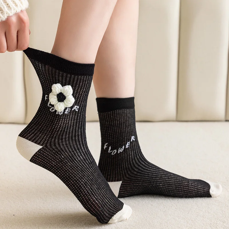 Black and White Flower Cotton Socks Mesh Breathable Ultra-thin Mid-tube Socks Women's Summer Socks
Black and White Flower Cotton Socks Mesh Breathable Ultra-thin Mid-tube Socks Women's Summer Socks