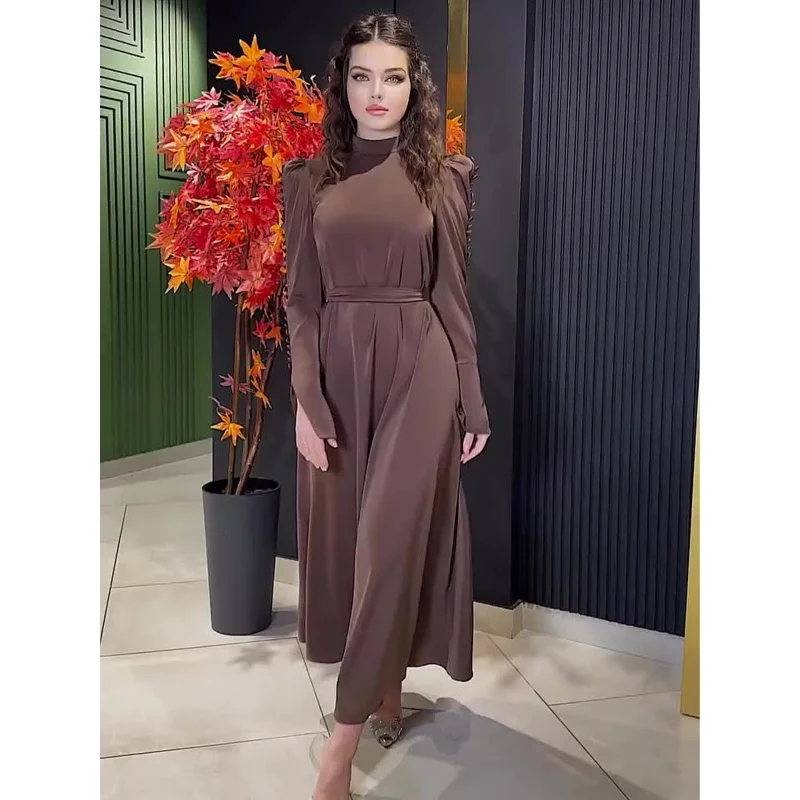 Autumn New Stylish Temperament Long Sleeves Half Turtleneck Coffee Color French Dress Female Xed
Autumn New Stylish Temperament Long Sleeves Half Turtleneck Coffee Color French Dress Female Xed