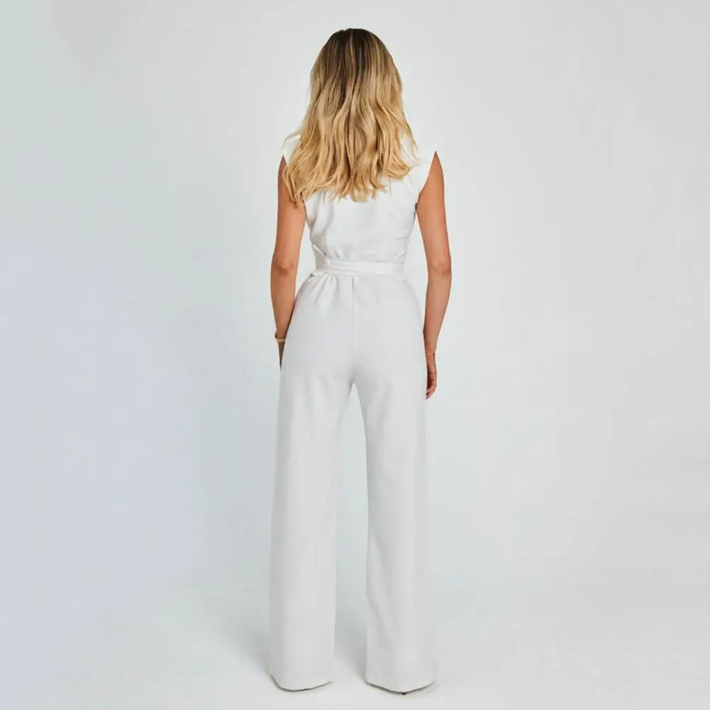 Lightweight Jumpsuit Stylish Office Lady Romper Elegant V-neck Jumpsuit with High Waist Belt Straight Wide Leg Design for Summer 
Lightweight Jumpsuit Stylish Office Lady Romper Elegant V-neck Jumpsuit with High Waist Belt Straight Wide Leg Design for Summer