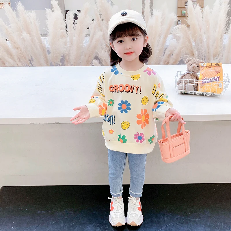 

2023 new autumn girl flower smiley face sweater cool girl fashionable sweater soft and comfortable fabric youthful vitality.