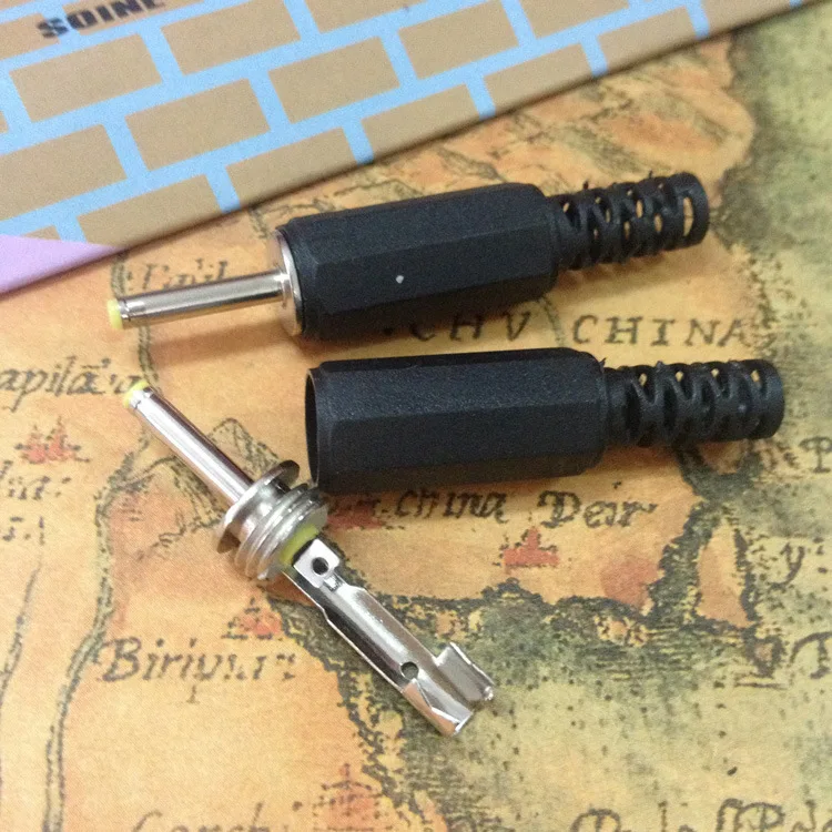 20pcs DC power head outer diameter 2.5 inner diameter 0.7 welded power adapter joint exposed 9.5mm Electronic Data Systems
20pcs DC power head outer diameter 2.5 inner diameter 0.7 welded power adapter joint exposed 9.5mm Electronic Data Systems