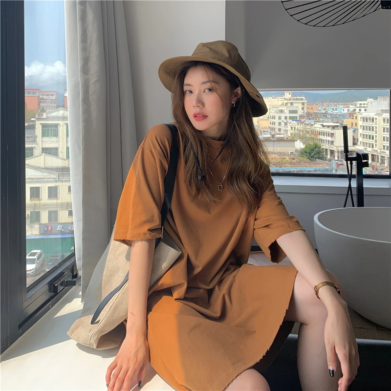 Женские футболки, топы, японские Kawaii Ulzzang, Ретро стиль, повседневные, однотонные, свободные, женская футболка в Корейском стиле Harajuku, одежда для женщин
Женские футболки, топы, японские Kawaii Ulzzang, Ретро стиль, повседневные, однотонные, свободные, женская футболка в Корейском стиле Harajuku, одежда для женщин