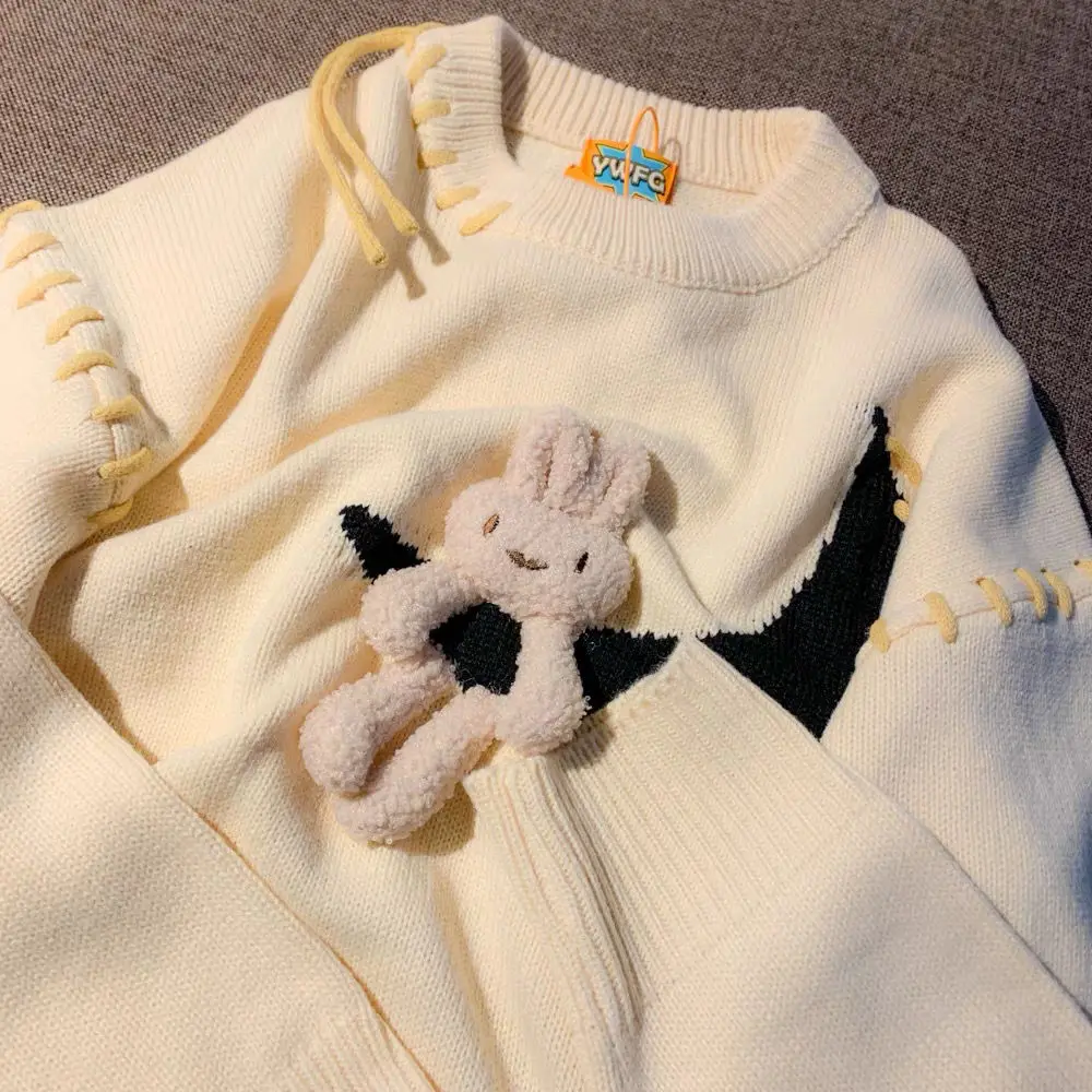 Japanese Retro Rabbit Round Neck Sweater for Men and Women Instagram Casual Loose and Lazy Couple Knitted Oversized Jacket Top
Japanese Retro Rabbit Round Neck Sweater for Men and Women Instagram Casual Loose and Lazy Couple Knitted Oversized Jacket Top
