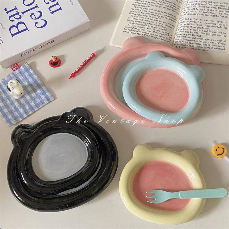 Cute Cartoon Bear Head Fat Ceramic Plate Household Fruit Salad Plate Flower Breakfast Plate Contrast Color
Cute Cartoon Bear Head Fat Ceramic Plate Household Fruit Salad Plate Flower Breakfast Plate Contrast Color