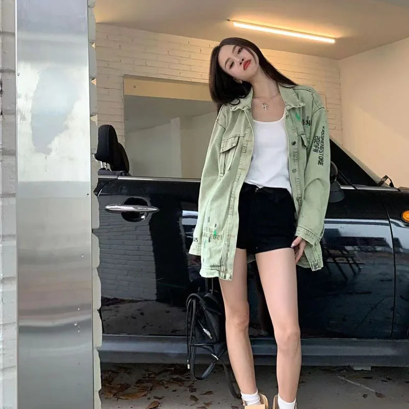 Blast Street Denim Jacket Women's Outwear New Spring Autumn Loose Letters Single-Breasted Hong Kong Style Vintage Jeans Tops
Blast Street Denim Jacket Women's Outwear New Spring Autumn Loose Letters Single-Breasted Hong Kong Style Vintage Jeans Tops