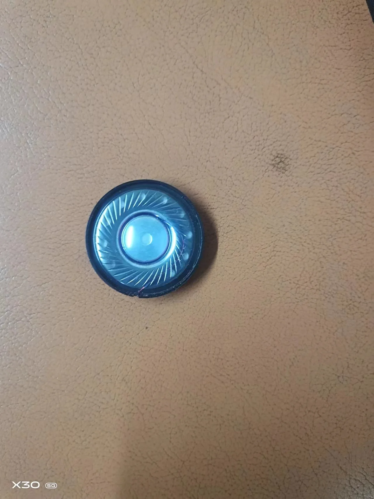 New Original Speaker unit 40mm and housing for Beats Studio 3 Headset for Replacement Studio3 Headphone Repair Parts Loudspeaker New Original Speaker unit 40mm and housing for Beats Studio 3 Headset for Replacement Studio3 Headphone Repair Parts Loudspeaker