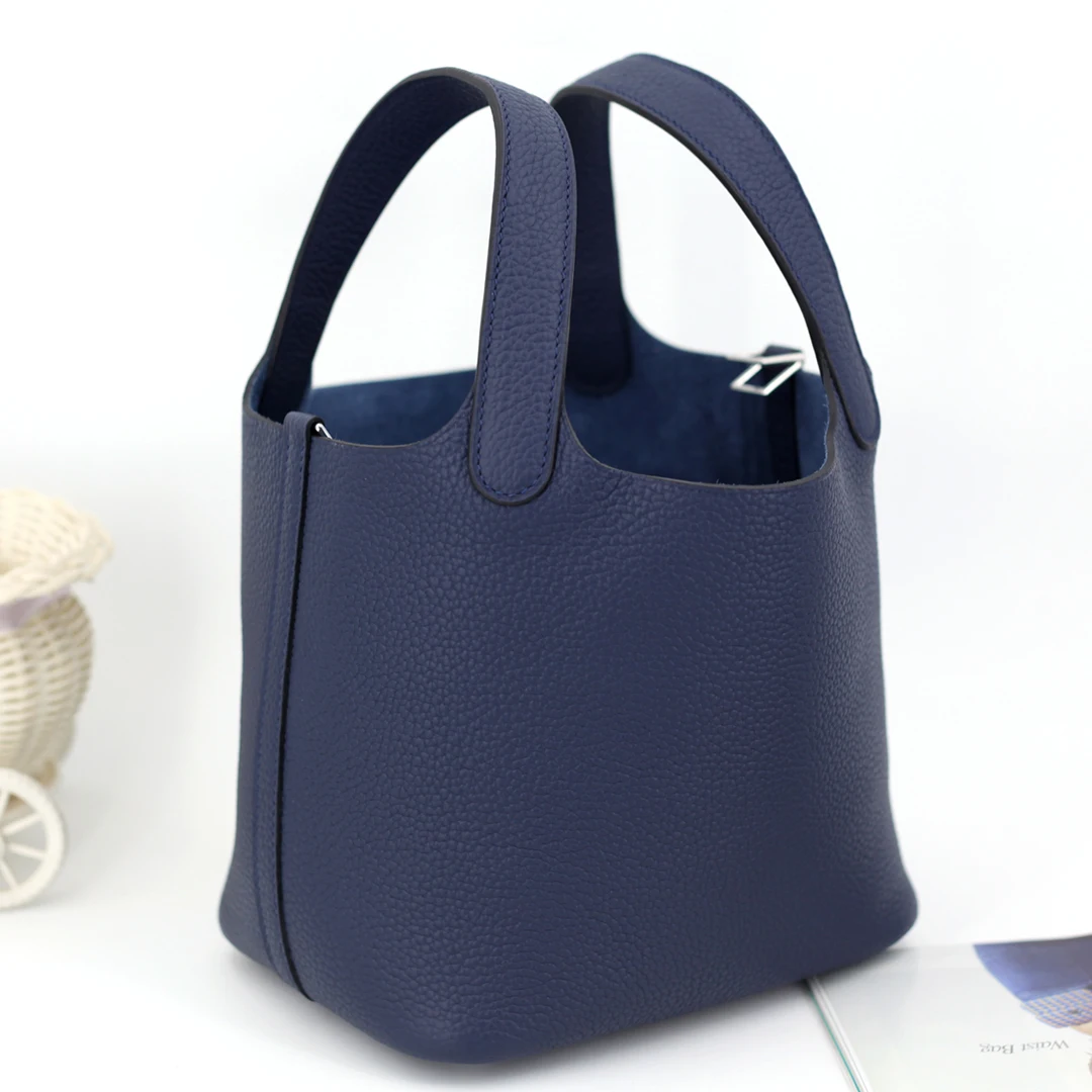 

2024 Wax thread sewn bucket bag Women's handbag Fashion vegetable basket Leather top layer Cowhide Soft texture