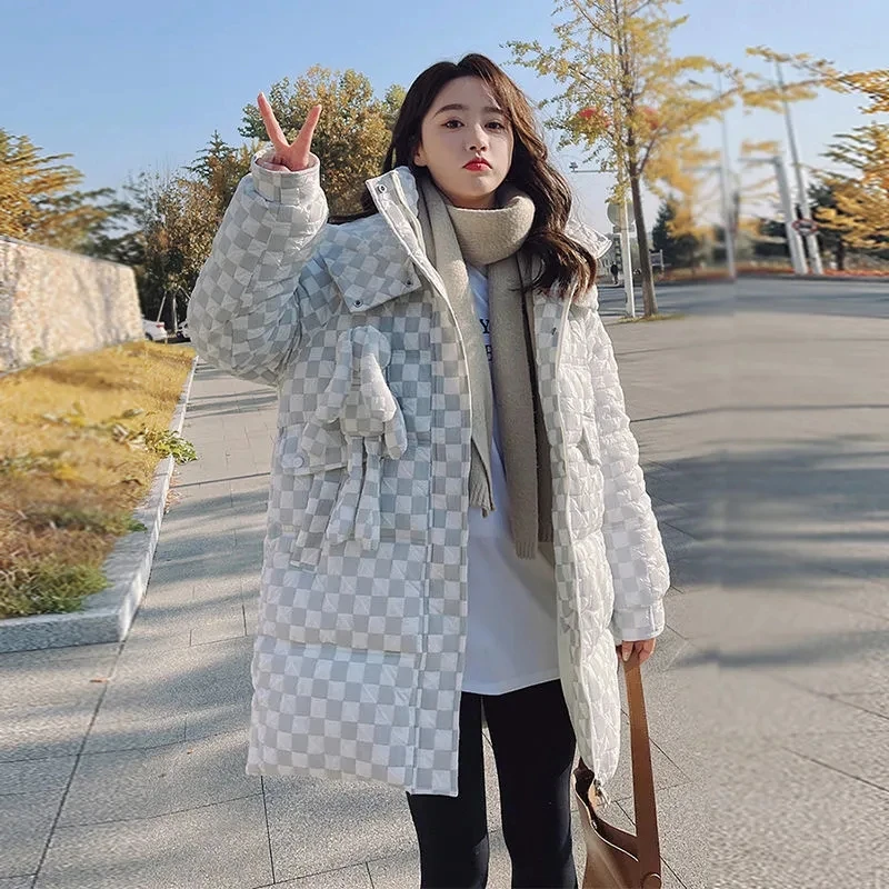 Off-season Long Padded Coat Women 2022 Winter New Fashion Loose Plaid Down Cotton Jacket Female Casual Loose Thick Warm Parkas
Off-season Long Padded Coat Women 2022 Winter New Fashion Loose Plaid Down Cotton Jacket Female Casual Loose Thick Warm Parkas