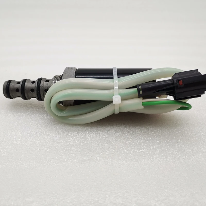 EC210B 240 290 360 hydraulic pump solenoid valve solenoid valve coil SKX5P-17-209 40C04-109 14527267
EC210B 240 290 360 hydraulic pump solenoid valve solenoid valve coil SKX5P-17-209 40C04-109 14527267