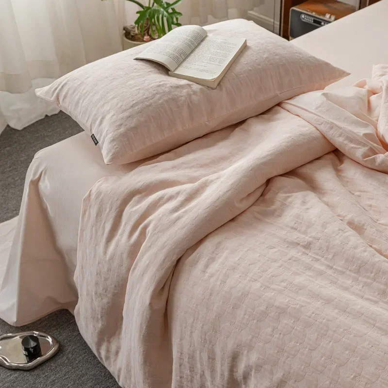 INS Wind Three Layer Yarn Pure Cotton Four Piece Jacquard Cotton Quilt Cover Water Wash Cotton Bed Sheet Bedding Supplies
INS Wind Three Layer Yarn Pure Cotton Four Piece Jacquard Cotton Quilt Cover Water Wash Cotton Bed Sheet Bedding Supplies