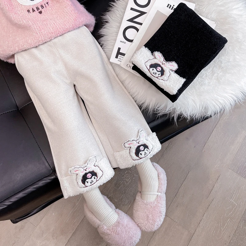 Милые плюшевые брюки в стиле аниме Kuromi Kawaii Sanrio детские зимние утепленные теплые прямые широкие штаны с мультяшным рисунком подарок девочке на день рождения
Милые плюшевые брюки в стиле аниме Kuromi Kawaii Sanrio детские зимние утепленные теплые прямые широкие штаны с мультяшным рисунком подарок девочке на день рождения