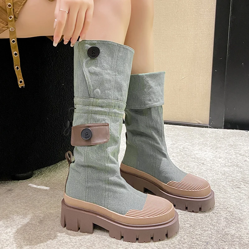Retro Denim Chunky Platform Boots Women Autumn Patchwork Western Style Cowboy Boots Woman Thick Heels Mid Calf Botas
Retro Denim Chunky Platform Boots Women Autumn Patchwork Western Style Cowboy Boots Woman Thick Heels Mid Calf Botas