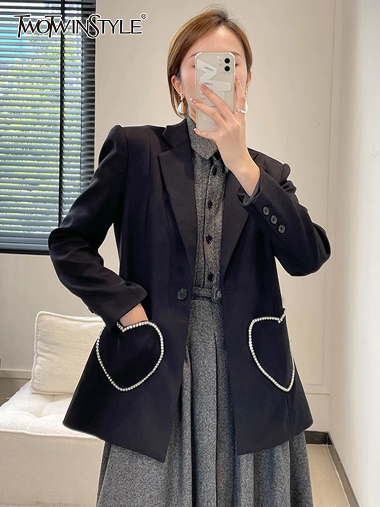 TWOTWINSTYLE Patchwork Diamonds Straight Coats For Women Notched Collar Long Sleeve Solid Blazers Female Clothing 2022 Fashion
TWOTWINSTYLE Patchwork Diamonds Straight Coats For Women Notched Collar Long Sleeve Solid Blazers Female Clothing 2022 Fashion