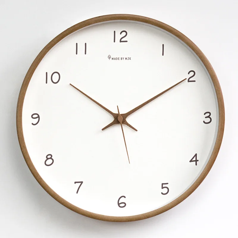 

Nordic Solid Wood Wall Clock Round Pointer Digital Wall Hanging Watch Minimalism Living Room Kitchen Restaurant Decor Clocks