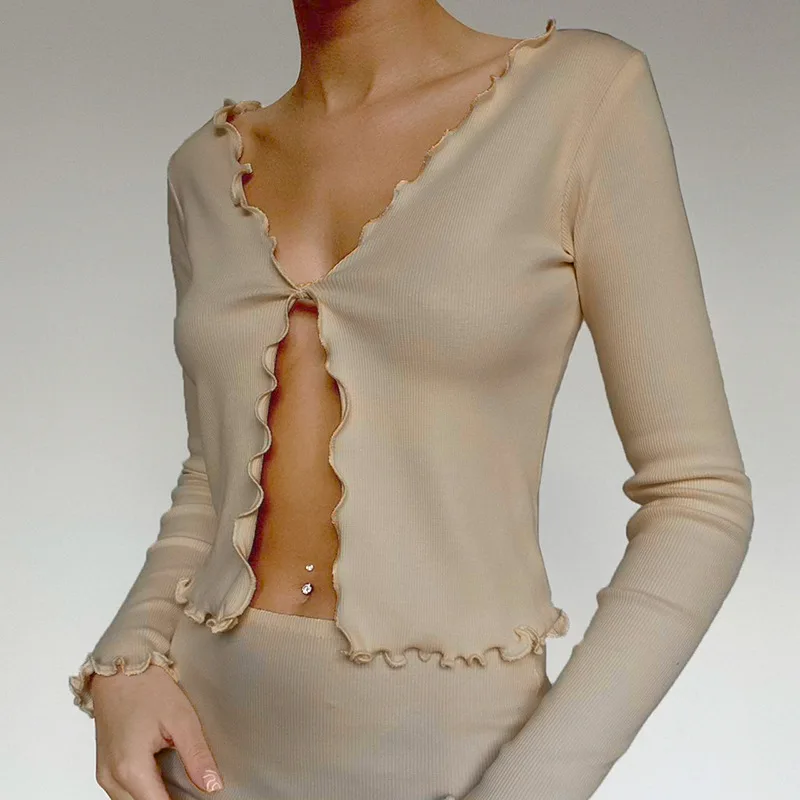 2024 New Women's T-shirt Puss Sexy Spice Solid Color Wood Ear Edge Twist V-neck Slim-fit Base Cardigan Crop Top Casual Y2k
2024 New Women's T-shirt Puss Sexy Spice Solid Color Wood Ear Edge Twist V-neck Slim-fit Base Cardigan Crop Top Casual Y2k