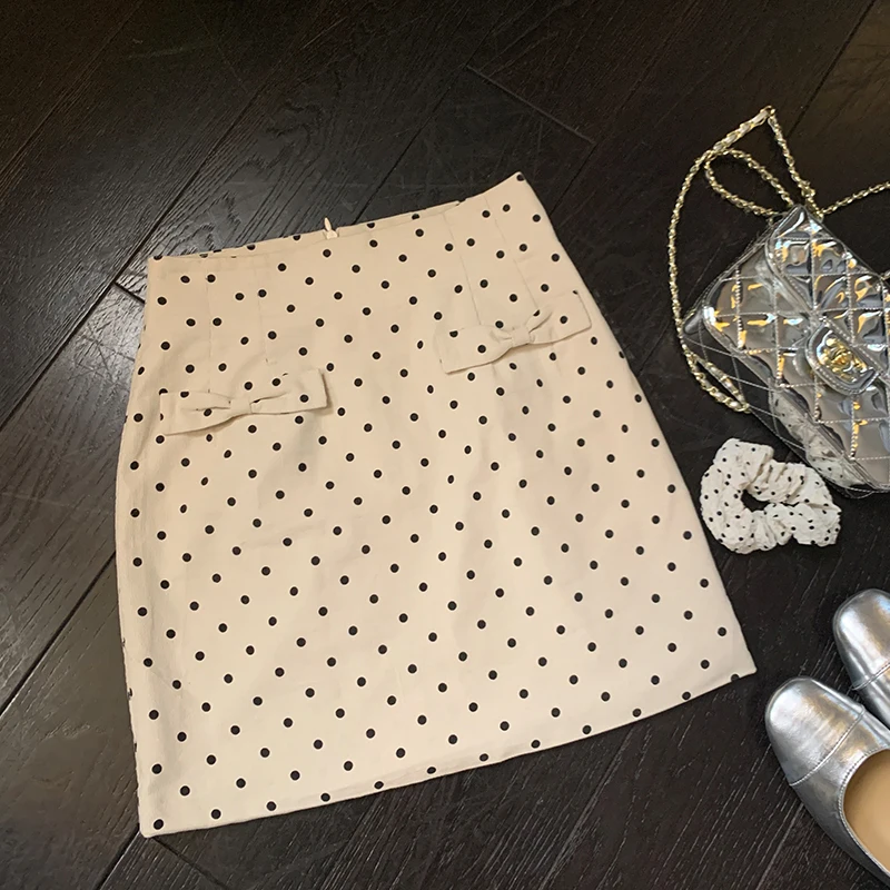 

Miu Style Retro Polka Dot Half Skirt for Women's Spring New High Waisted Versatile Polka Dot Versatile Hip Wrap Half Skirts
