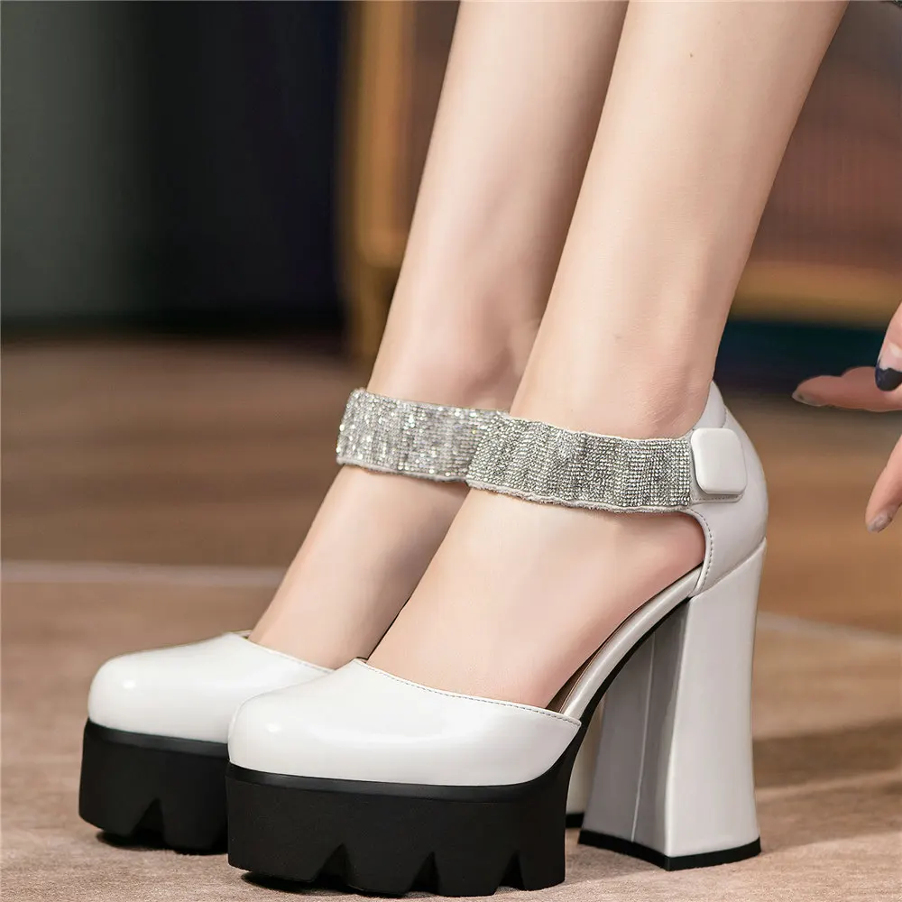 2022 Party Platform Pumps Women Genuine Leather High Heel Gladiator Sandals Female Ankle Strap Round Toe Mary Janes Casual Shoes
2022 Party Platform Pumps Women Genuine Leather High Heel Gladiator Sandals Female Ankle Strap Round Toe Mary Janes Casual Shoes