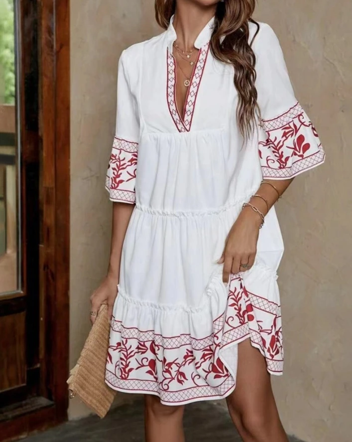 

Women's Vacation Vintage Plants Embroidery Plunge Smock Dress Female Clothes 2024 Summer New Women Fashion Casual Mini Dresses