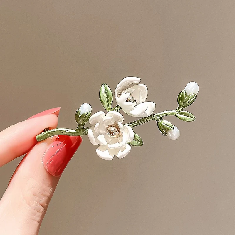Alloy Brooch Women's High-end Niche Design Temperament Corsage Anti-light Pin Cardigan Ornament
Alloy Brooch Women's High-end Niche Design Temperament Corsage Anti-light Pin Cardigan Ornament
