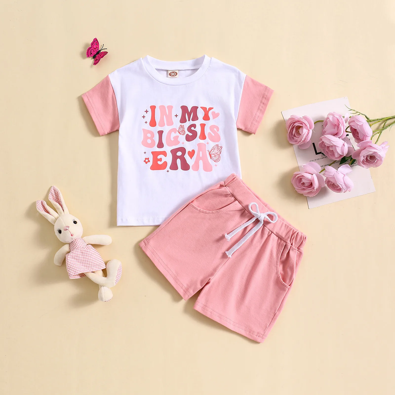 

Летний комплект одежды с мультяшным принтом букв для маленьких девочек, топы с коротким рукавом и шорты, комплект одежды из 2 предметов, женский