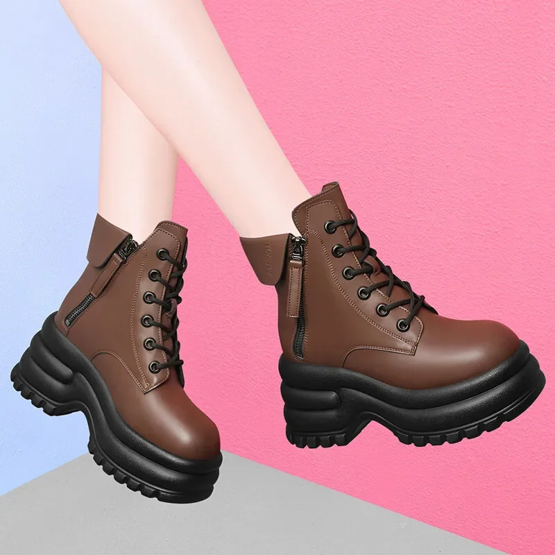 Brand Design New Platform High Heels Fashion Genuine Leather Suede chunky Wedges Shoes Ankle Boots Women Outudoor Boots Increase
Brand Design New Platform High Heels Fashion Genuine Leather Suede chunky Wedges Shoes Ankle Boots Women Outudoor Boots Increase