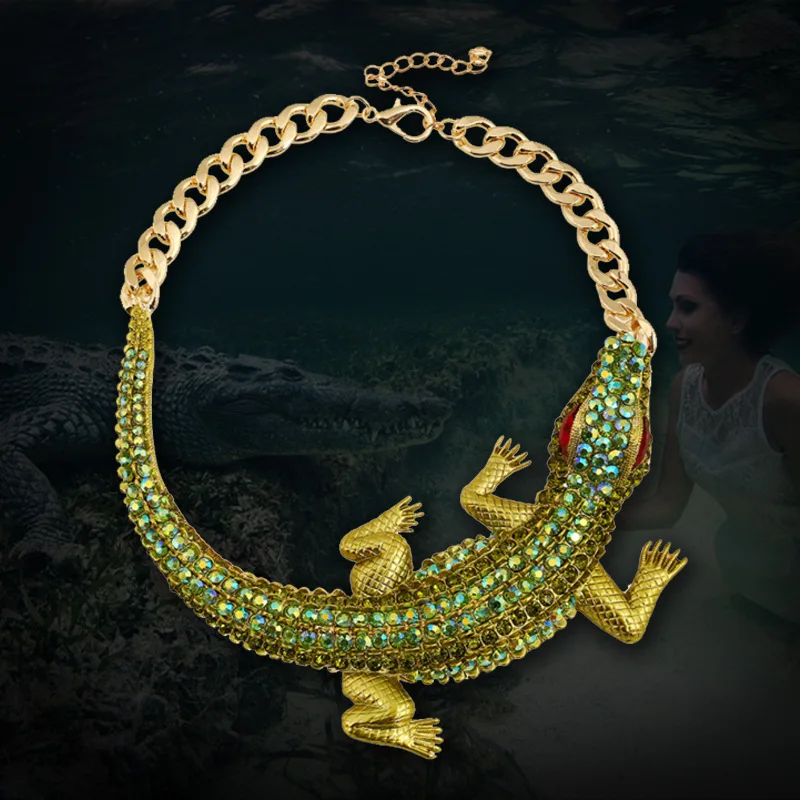 Fashion Exaggerated Crocodile Choker Statement Necklace For Women Rhinestone Animal Clavicle Chain Collars Neck Jewelry
Fashion Exaggerated Crocodile Choker Statement Necklace For Women Rhinestone Animal Clavicle Chain Collars Neck Jewelry
