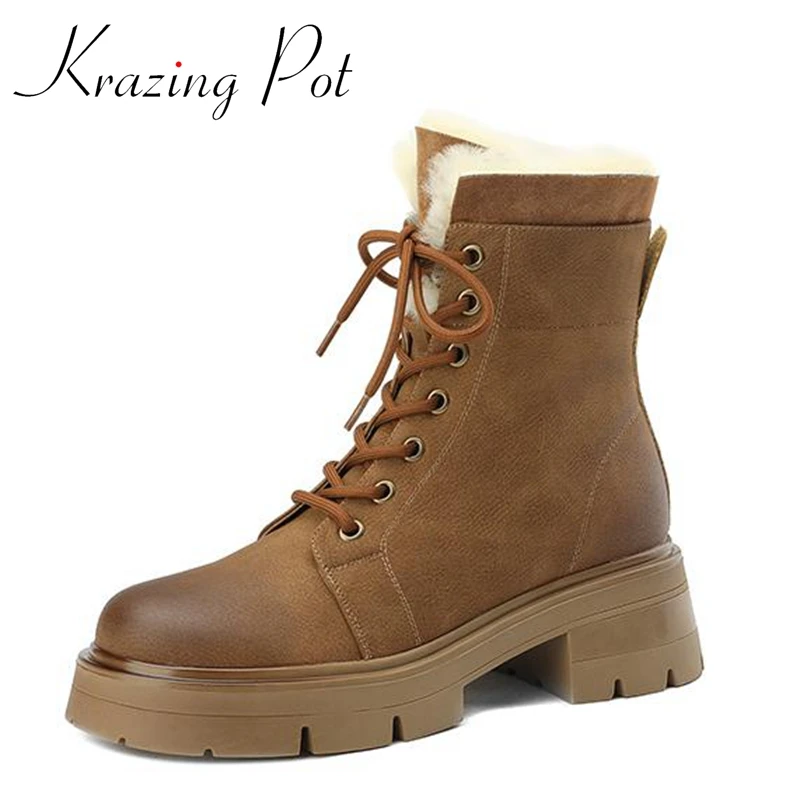 Krazing Pot Cow Split Leather Round Toe Thick High Heels Snow Boots Safari Style Platform Rivets Classic Cross-tied Ankle Boots
Krazing Pot Cow Split Leather Round Toe Thick High Heels Snow Boots Safari Style Platform Rivets Classic Cross-tied Ankle Boots