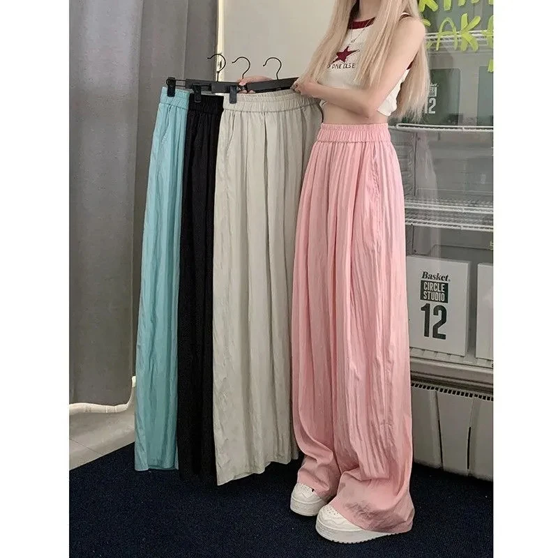 Fashion Streetwear Women Pleated Pants High Waist Loose Korean Wide Leg Pants Casual Female Solid Summer Straight Trousers
Fashion Streetwear Women Pleated Pants High Waist Loose Korean Wide Leg Pants Casual Female Solid Summer Straight Trousers