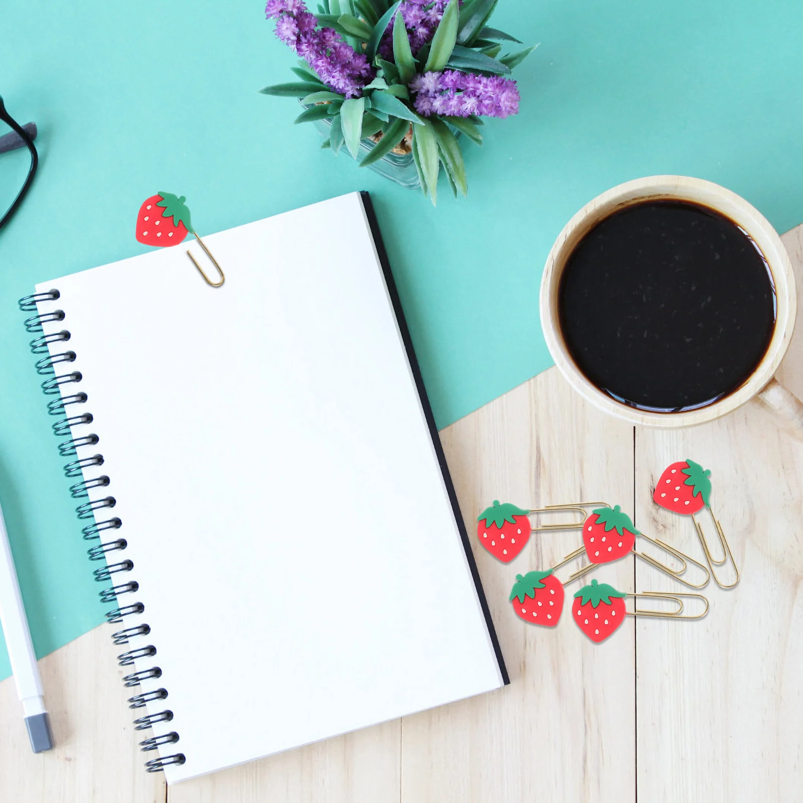 8 шт. Мультяшные Зажимы для бумаги стильные очаровательные корейские версии бумажные зажимы металлические зажимы для бумаги связывающие зажимы для дома Бумажные зажимы
8 шт. Мультяшные Зажимы для бумаги стильные очаровательные корейские версии бумажные зажимы металлические зажимы для бумаги связывающие зажимы для дома Бумажные зажимы