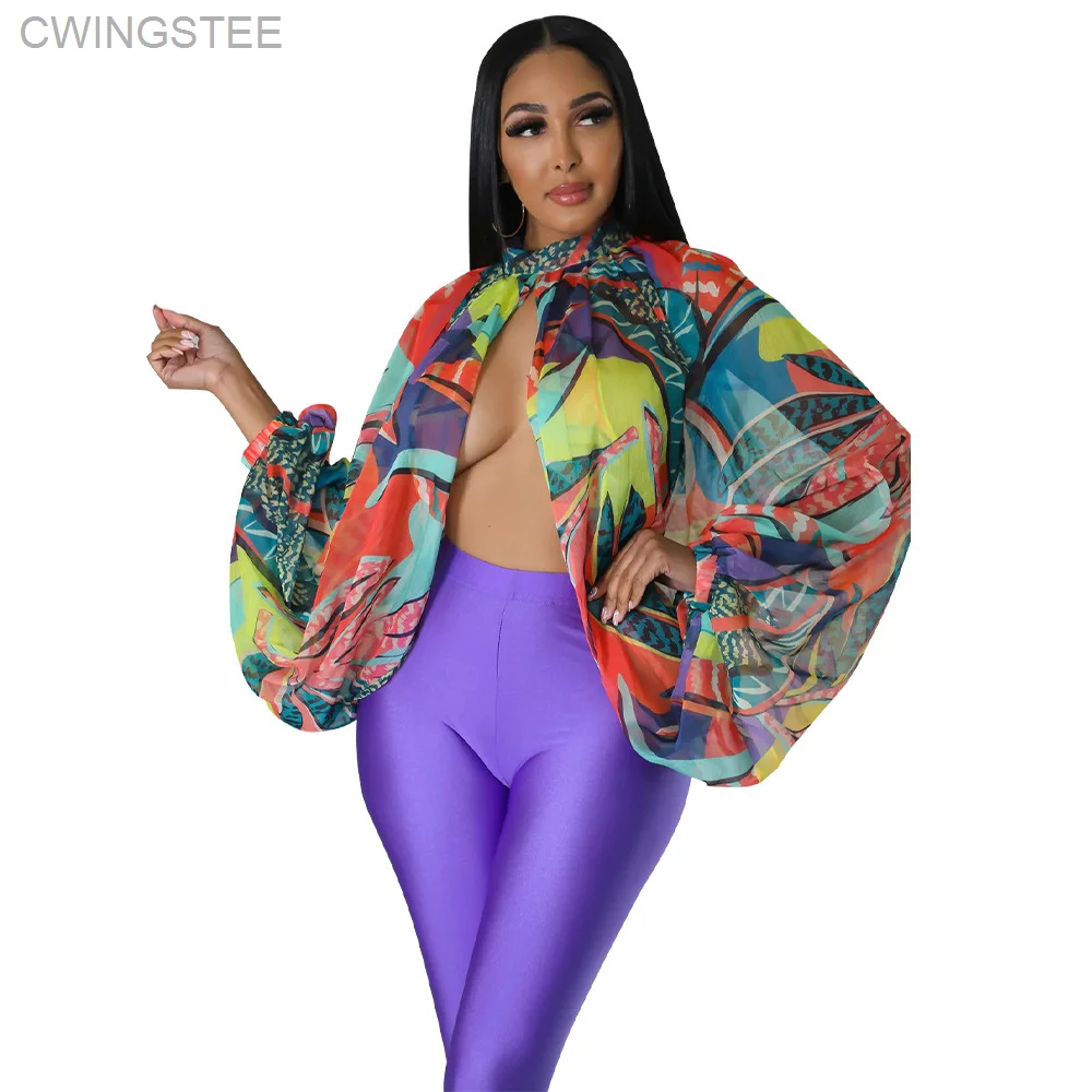 Women Fashion Gradient Printed Batwing Long Sleeve Front Split See Though Loose Sexy Party Club Blouse and Shirt Tops
Women Fashion Gradient Printed Batwing Long Sleeve Front Split See Though Loose Sexy Party Club Blouse and Shirt Tops