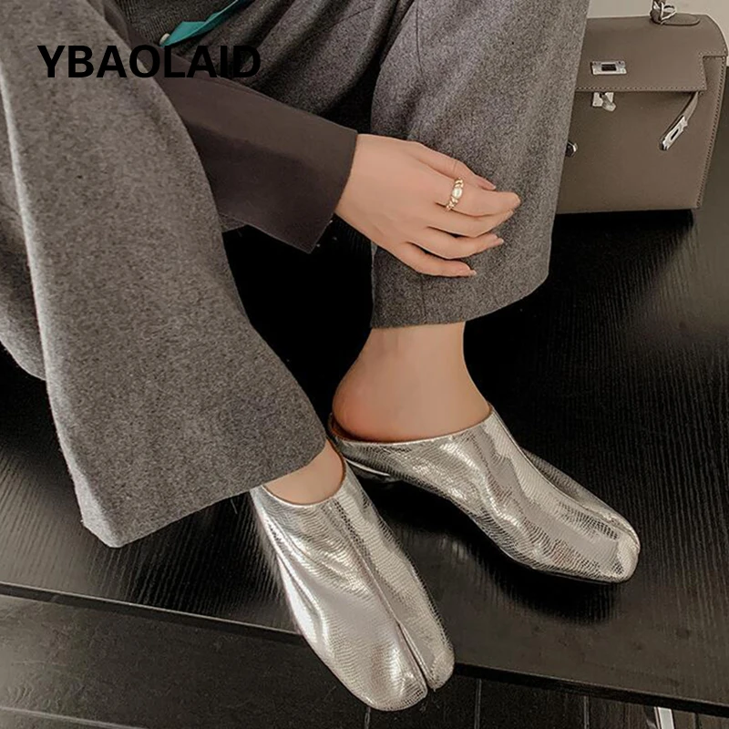 Women Outdoor Wear Half Slippers Split Toe Low Heel Genuine Leather Slides Shoe Slip on Lazy Women Slingback Mules Shoes Loafers
Women Outdoor Wear Half Slippers Split Toe Low Heel Genuine Leather Slides Shoe Slip on Lazy Women Slingback Mules Shoes Loafers