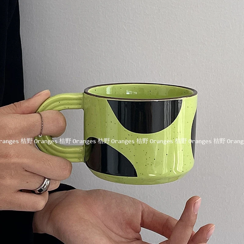 Ceramics Mug Vintage Green Black Hit Color Creative Glass Drinking Drinkware Wine Juice Latte Coffee Glassware Water New Cups
Ceramics Mug Vintage Green Black Hit Color Creative Glass Drinking Drinkware Wine Juice Latte Coffee Glassware Water New Cups