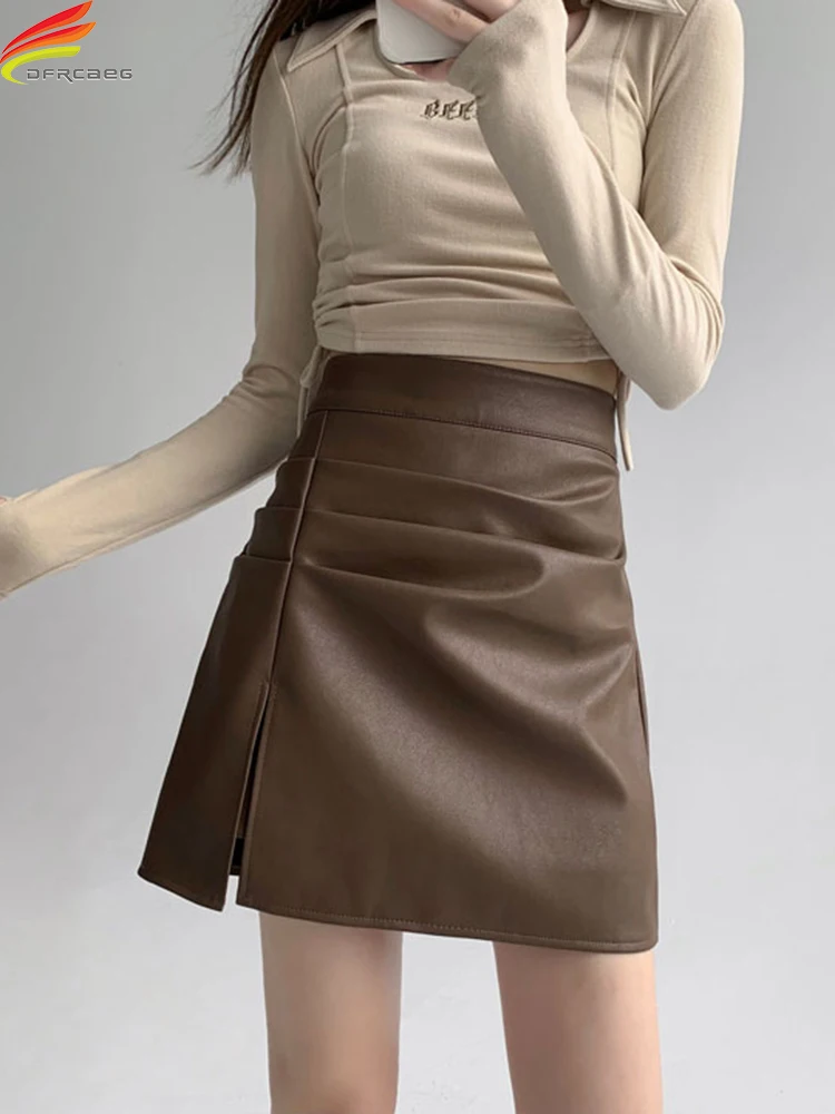 DFRCAEG 2022 Autumn Winter Leather Skirt Mini Women High Waist A Line Casual Black Pink Beige Brown Or Blue Color Skirts Womens
DFRCAEG 2022 Autumn Winter Leather Skirt Mini Women High Waist A Line Casual Black Pink Beige Brown Or Blue Color Skirts Womens